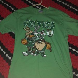 Urban outfitter Celtics tee